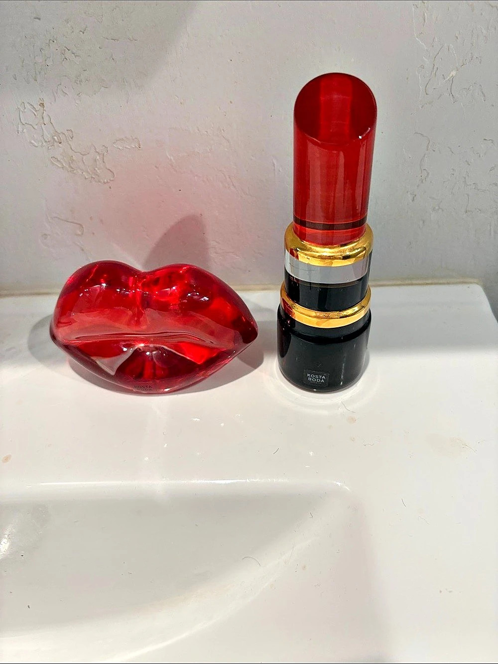 Kosta Boda Make Up Lipstick & Lips Sculptures Red & Black Glass Art Set